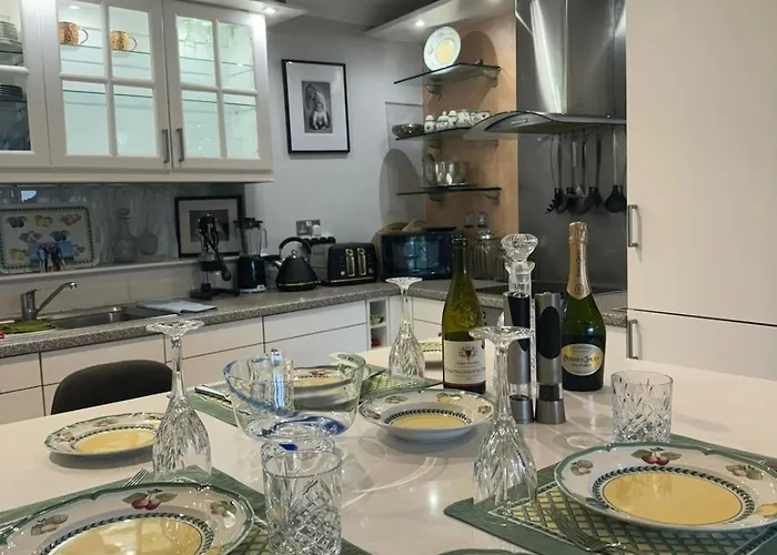 Milltown Luxury - Concierge Villa *