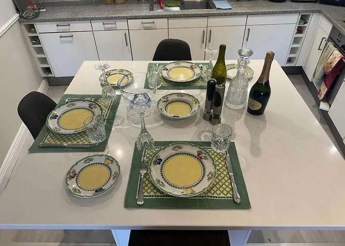 Milltown Luxury - Concierge Villa Feevaghmore